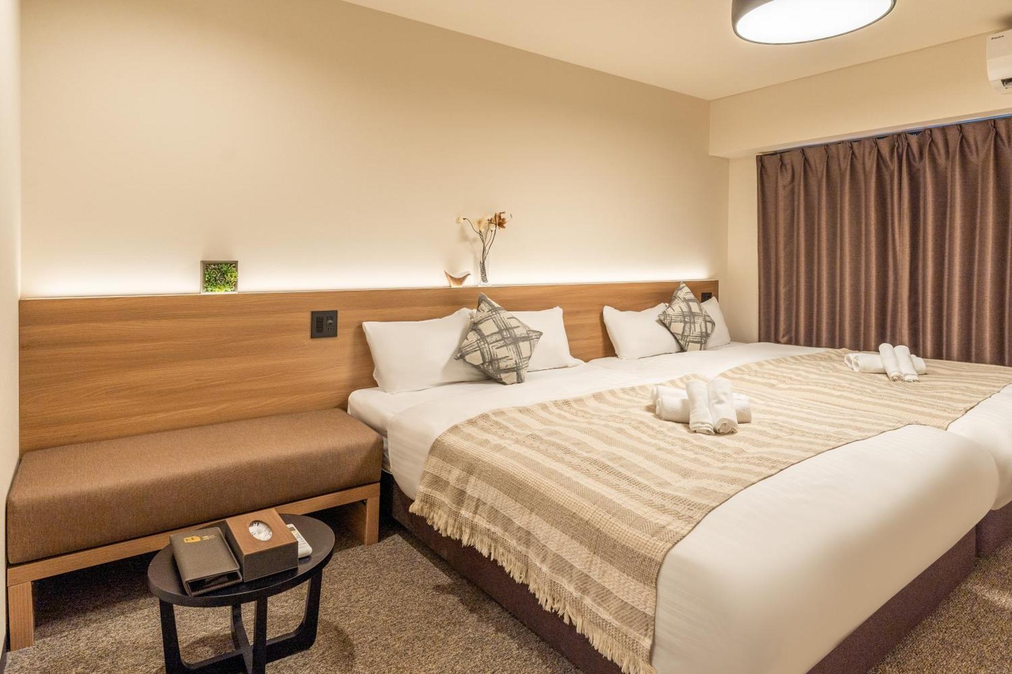 Lite House Shinsaibashi IV Hotel Osaka Exterior photo